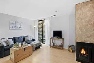 461 Dela Vina Ave 103, Monterey, CA 93940 - Photo 8