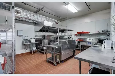 1616 International Blvd, Oakland, CA 94606 - Photo 8