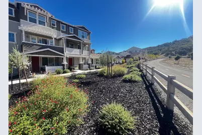 6404 Laguna Seca Ln, Gilroy, CA 95020 - Photo 2