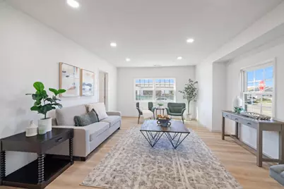 202 Stanford St, Watsonville, CA 95076 - Photo 4