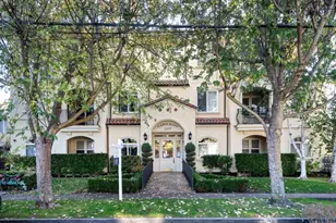 1237 Capuchino Ave 7, Burlingame, CA 94010 - Photo 1