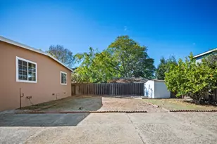 977 Trinity Ave, Seaside, CA 93955 - Photo 14