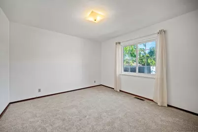 977 Trinity Ave, Seaside, CA 93955 - Photo 10