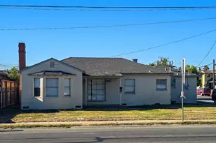1489 E Alisal St, Salinas, CA 93905 - Photo 1