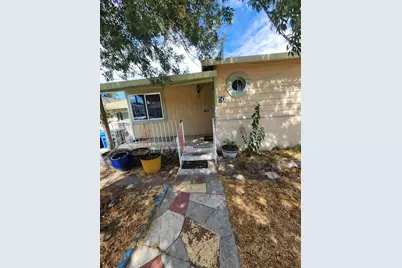 50 Linscheid Dr, Pittsburg, CA 94565 - Photo 1