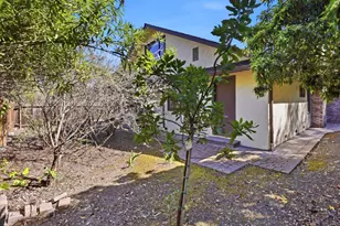 701 Christine Dr, Palo Alto, CA 94303 - Photo 50