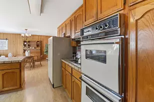 701 Christine Dr, Palo Alto, CA 94303 - Photo 12