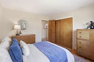 701 Christine Dr, Palo Alto, CA 94303 - Photo 20