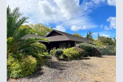 701 Christine Dr, Palo Alto, CA 94303 - Photo 2