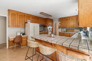 701 Christine Dr, Palo Alto, CA 94303 - Photo 8