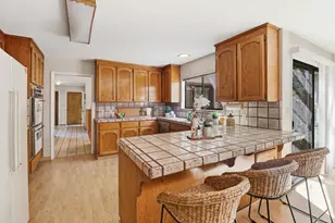 701 Christine Dr, Palo Alto, CA 94303 - Photo 10