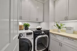 1870 Patio Dr, San Jose, CA 95125 - Photo 30