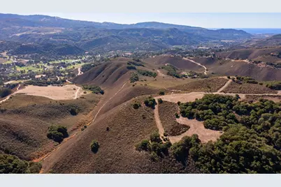 10190 Calle De Robles, Carmel, CA 93923 - Photo 10