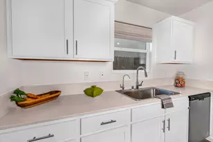 408 Rice Wy, Los Banos, CA 93635 - Photo 10