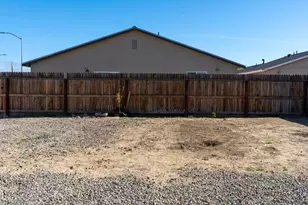 408 Rice Wy, Los Banos, CA 93635 - Photo 26