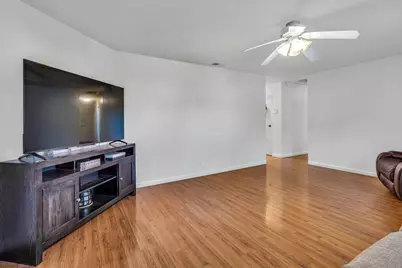 1062 Madison Ave, Los Banos, CA 93635 - Photo 32