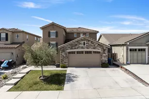 1618 Lily Ct, Hollister, CA 95023 - Photo 1