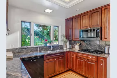 128 Capistrano Pl, Los Gatos, CA 95032 - Photo 14