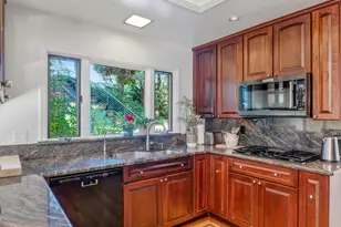 128 Capistrano Pl, Los Gatos, CA 95032 - Photo 14