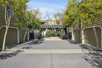 1016 Shoreline Dr, San Mateo, CA 94404 - Photo 2