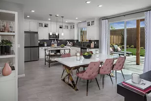 1910 Peony St, Hollister, CA 95023 - Photo 6