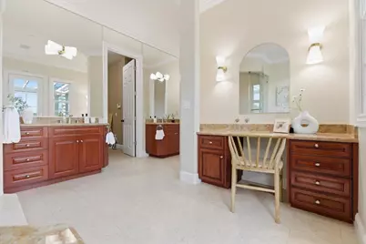 1215 Tournament Dr, Hillsborough, CA 94010 - Photo 76