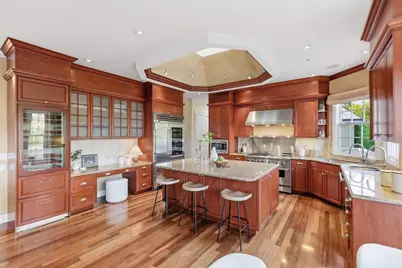 1215 Tournament Dr, Hillsborough, CA 94010 - Photo 54