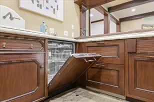 1215 Tournament Dr, Hillsborough, CA 94010 - Photo 112