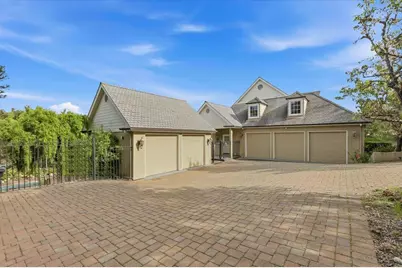 1215 Tournament Dr, Hillsborough, CA 94010 - Photo 166