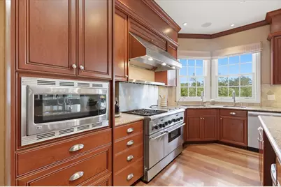 1215 Tournament Dr, Hillsborough, CA 94010 - Photo 58