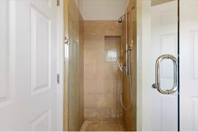 1215 Tournament Dr, Hillsborough, CA 94010 - Photo 146