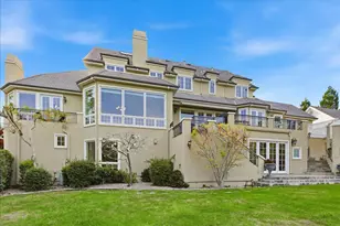 1215 Tournament Dr, Hillsborough, CA 94010 - Photo 174