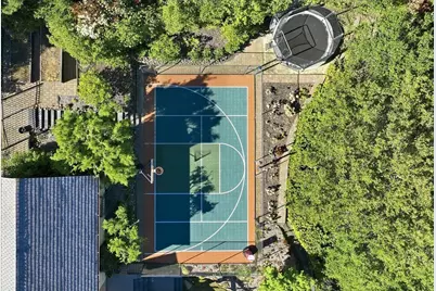 1215 Tournament Dr, Hillsborough, CA 94010 - Photo 184