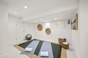 670 Edgewood Rd, San Mateo, CA 94402 - Photo 36