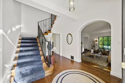 670 Edgewood Rd, San Mateo, CA 94402 - Photo 2