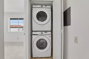 403 Kenbrook Cir, San Jose, CA 95111 - Photo 16