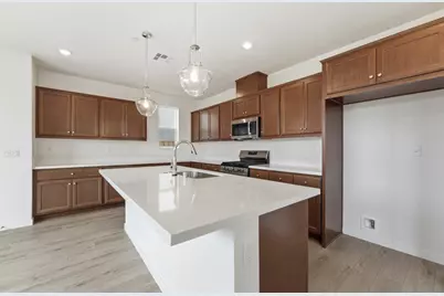 130 Dogwood Ct, Hollister, CA 95023 - Photo 8