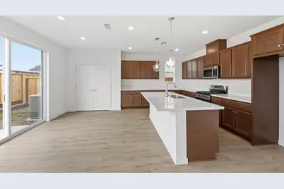 130 Dogwood Ct, Hollister, CA 95023 - Photo 10