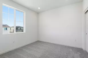 104 Dogwood St, Hollister, CA 95023 - Photo 12