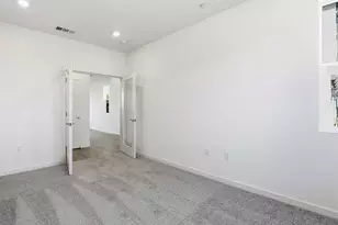 104 Dogwood St, Hollister, CA 95023 - Photo 8