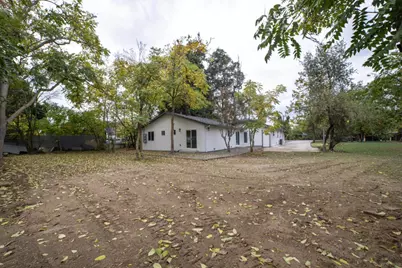 417 Laurel Ave, Modesto, CA 95351 - Photo 10