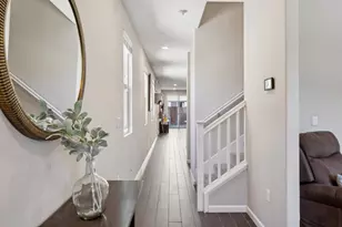 2521 Apricot Wy, Gilroy, CA 95020 - Photo 8