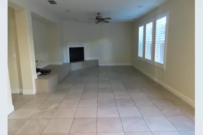 176 N Sierra Madre St, Tracy, CA 95391 - Photo 6