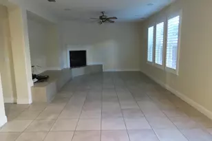 176 N Sierra Madre St, Tracy, CA 95391 - Photo 6