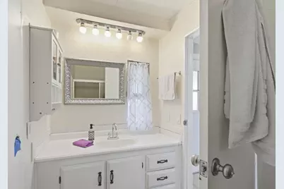 260 Chateau La Salle 260, San Jose, CA 95111 - Photo 32
