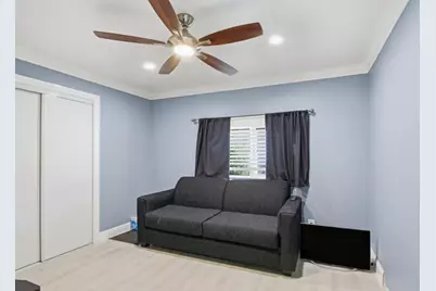 260 Chateau La Salle 260, San Jose, CA 95111 - Photo 24