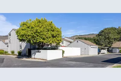 28069 Heron Ct, Carmel Valley, CA 93923 - Photo 2