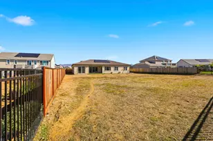 208 Luna Wy, Hollister, CA 95023 - Photo 40