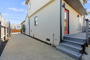 1463 103rd Ave, Oakland, CA 94603 - Photo 2