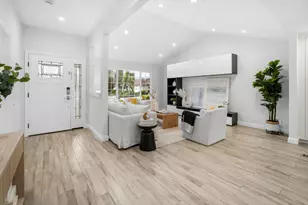 184 Sun Blossom Dr, San Jose, CA 95123 - Photo 10